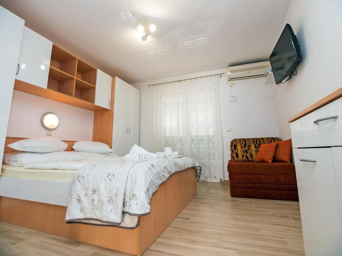 Apartments Bene Банёл Экстерьер фото
